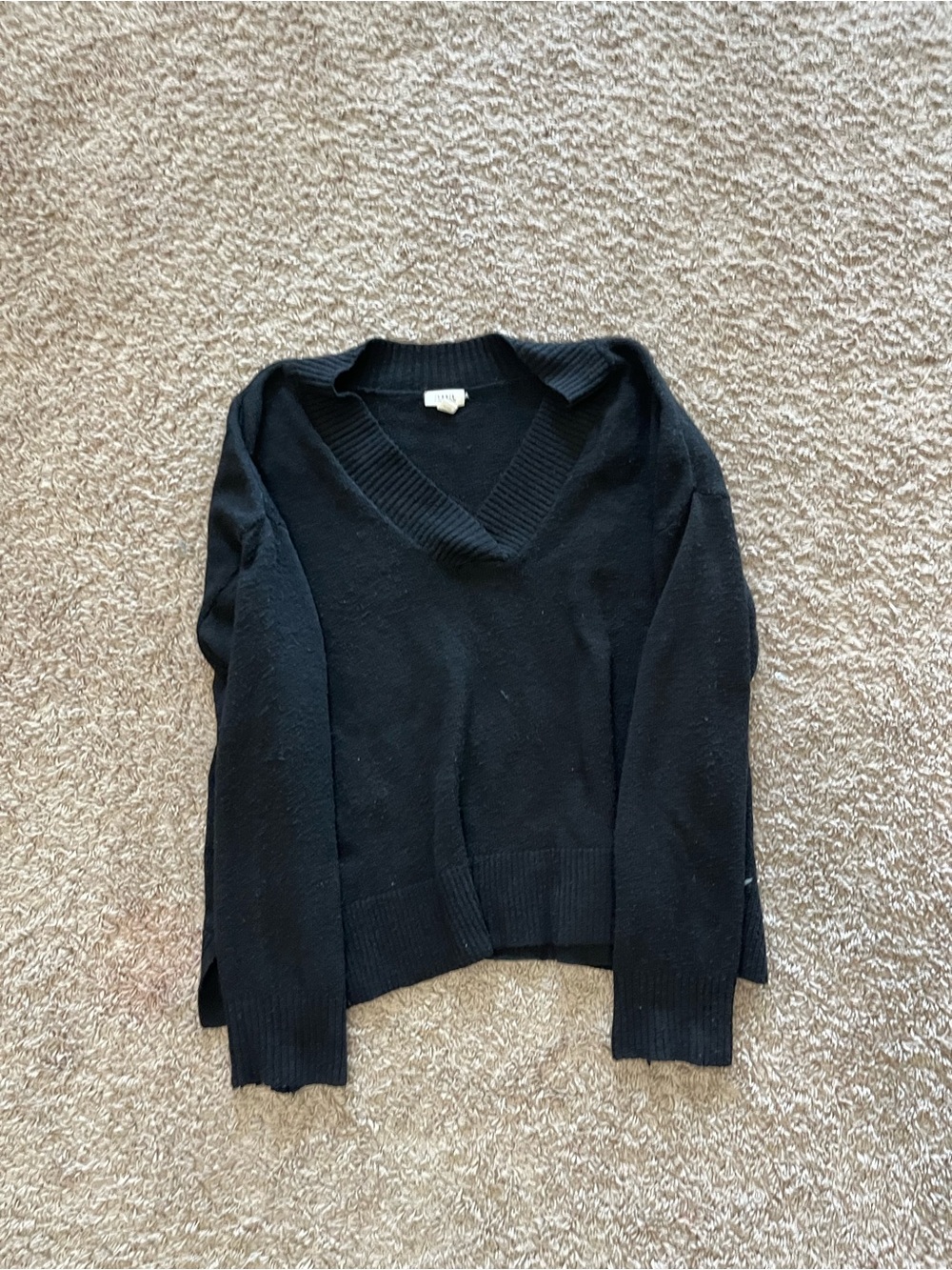Women’s a.n.a V-Neck Long Sleeve Black Sweater Size XL